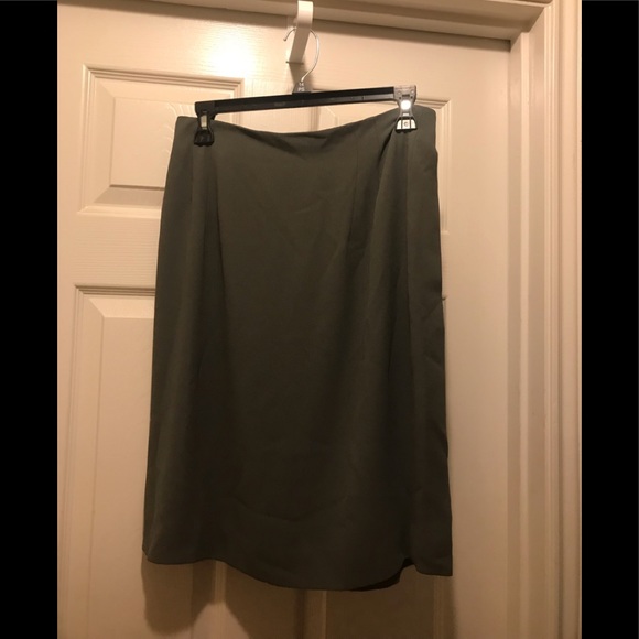 Rena Rowan Dresses & Skirts - Grey SZ 10 skirt